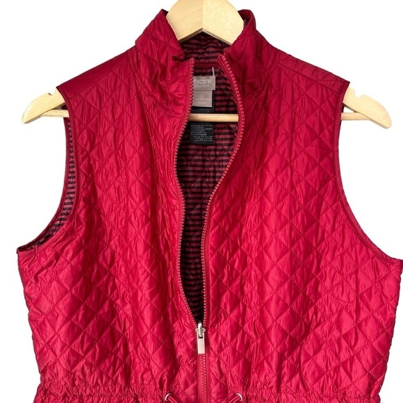 Chico’s ZEnergy Red Lightweight Reversible Puffer Vest, Small - Picture 4 of 14